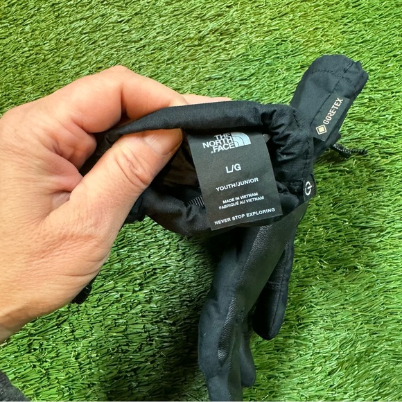 The Northface Youth Snow Gloves - Picture 3 of 4